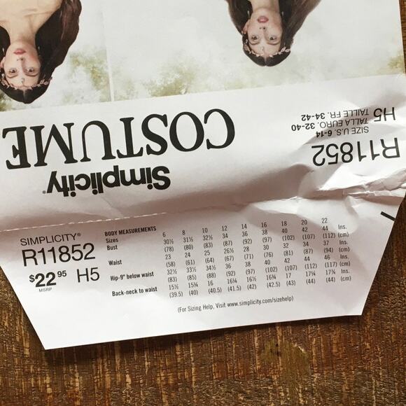 Simplicity Sewing Pattern R11852 18th Century Highlander Costume 6-14 UNCUT - Picture 3 of 3